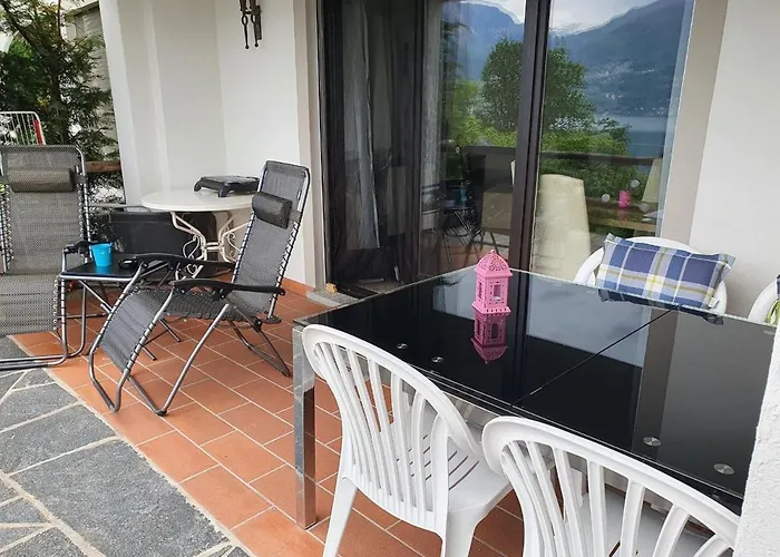 1 Mit Seesicht Und Pool *